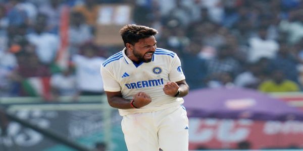 भारतीय वेगवान गोलंदाज मुकेश कुमार काउंटी चॅम्पियनशिपमध्ये खेळणार