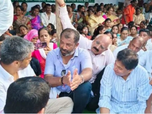 बोर अभयारण्य वाघ हल्ला प्रकरण: गावकऱ्यांच्या वज्रमुठीपुढे प्रशासन झुकले! ५३ लाखांची भरपाई; आज झाला भगवान धुर्वे यांच्यावर अंत्यसंस्कार