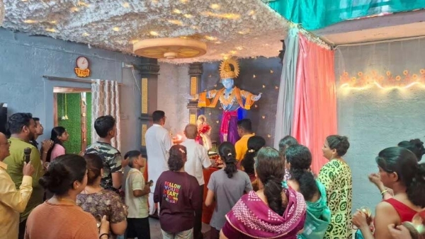 संगमेश्वरच्या शेट्ये यांच्या घरचा एकत्रित गणेशोत्सव संगमेश्वरच्या शेट्ये यांच्या घरचा एकत्रित गणेशोत्सव