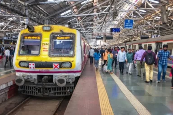 मध्य रेल्वे उपनगरीय गाड्या मध्य रेल्वे उपनगरीय गाड्या
