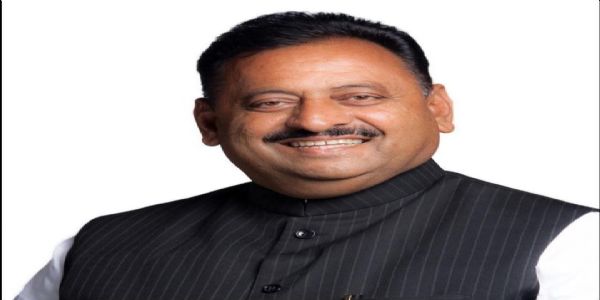 रिझर्व्ह बँकेचा दणका, लातूर जिल्हा बँकेच्या संचालकपदी असलेल्यांची उचलबांगडी !
