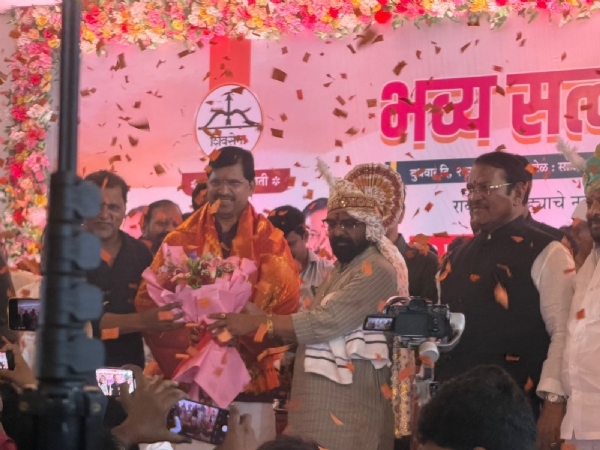 Grand civic reception for Guardian Minister Bharat Gogawale in Karjat; Mahendra Thorve targets the NCP. Grand civic reception for Guardian Minister Bharat Gogawale in Karjat; Mahendra Thorve targets the NCP.