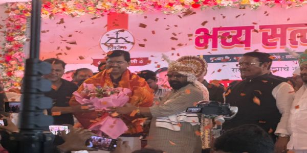 कर्जतमध्ये पालकमंत्री भरत गोगावले यांचा भव्य नागरी सत्कार