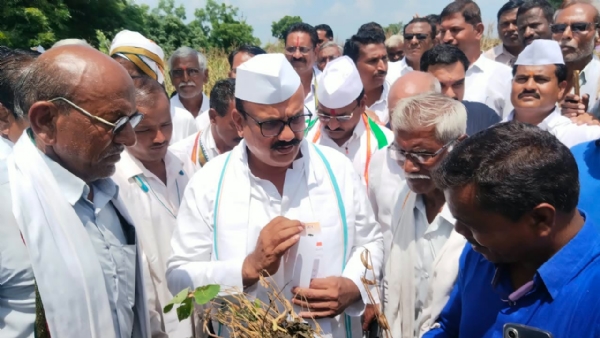 हर्षवर्धन सकपाळ दुष्काळ दौरा हर्षवर्धन सकपाळ दुष्काळ दौरा