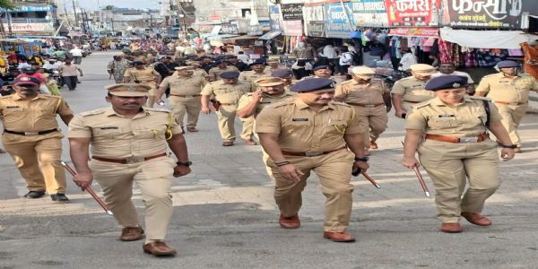 उदगीरमध्ये गणेश विसर्जनासाठी पोलिसांचा कडेकोट बंदोबस्त