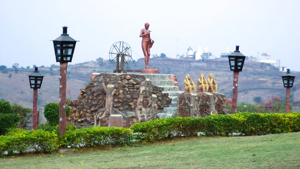 वर्धा हिंदी विद्यापीठ संग्रहित लोगो वर्धा हिंदी विद्यापीठ संग्रहित लोगो