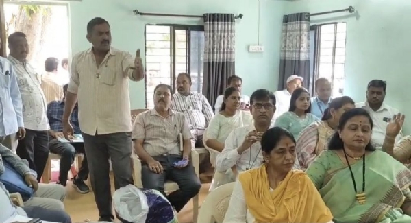नागरी समस्यांचा बोजवारा; नगरसेवक चंद्रू खेडकर आक्रमक,
