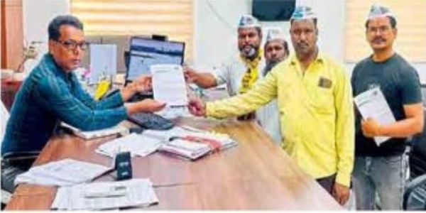 वर्धा : शेतकऱ्यांच्या कर्जमाफीसह हेक्टरी ५० हजारांची मागणी