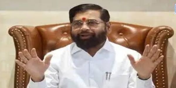 दुष्काळग्रस्त भागातील शेतकरी कुटुंबातील मुला-मुलींच्या लग्नासाठी शिवसेनेचा मदतीचा हात