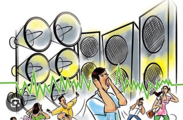 रात्री दहानंतरही वाजतात भोंगे
