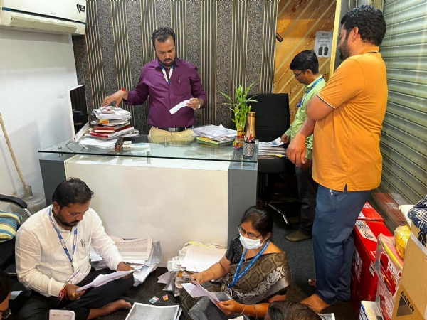 अवैध सावकारी