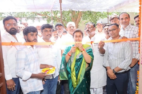 सेलूच्या सर्वांगीण विकासासाठी सर्वतोपरी प्रयत्न करणार- पालकमंत्री मेघना साकोरे-बोर्डीकर यांची ग्वाही सेलूच्या सर्वांगीण विकासासाठी सर्वतोपरी प्रयत्न करणार- पालकमंत्री मेघना साकोरे-बोर्डीकर यांची ग्वाही