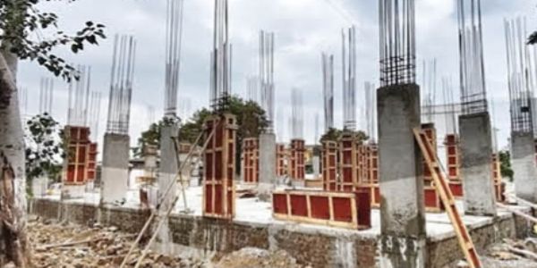 लातूर : औसा बाजार समितीत साकारतेय ४.१० कोटींचे शेतकरी भवन