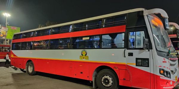 सोलापूर - प्रवासी मागणीनुसार एसटीच्या फेऱ्या वाढणार; शटल सेवांना प्राधान्य