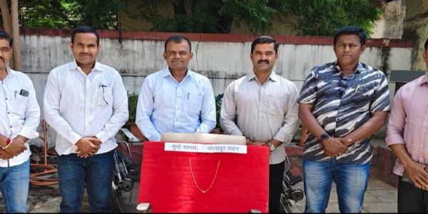 सोलापूर - एसटी स्टँडवरील गर्दीचा फायदा घेत सोन्याचे गंठण लंपास; चोरट्याला बेड्या