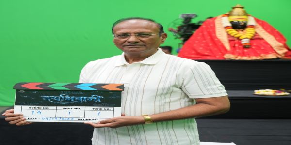 ‘दर्याभवानी’ साठी दिग्पाल लांजेकरांनी मागितलं आशीर्वादाचं गाऱ्हाणं